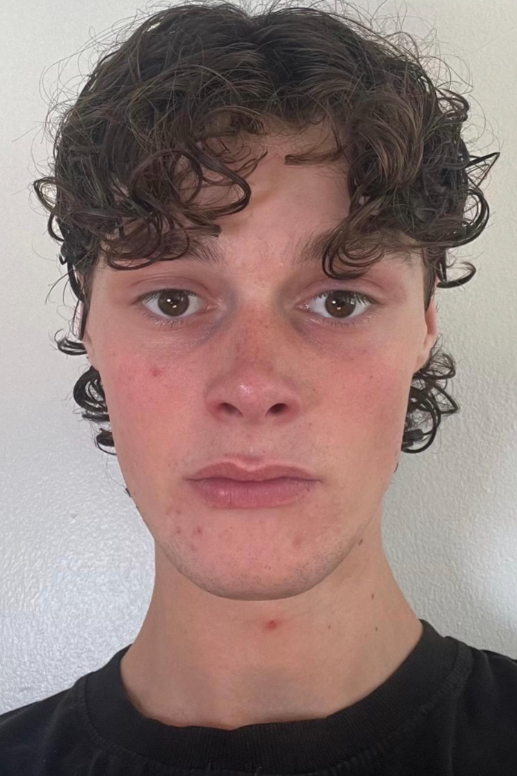 Digital 1/4 Headshot