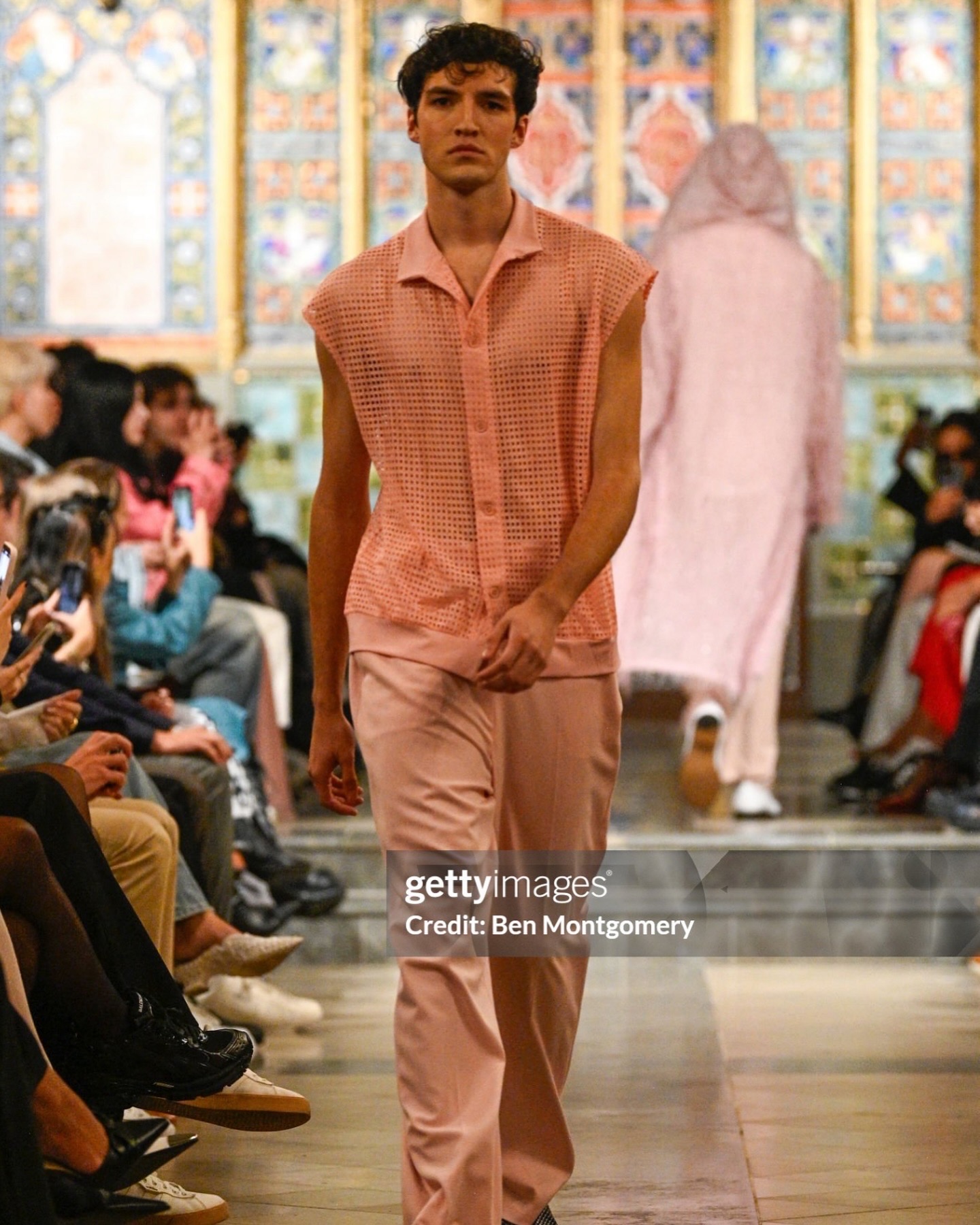 351097FF-1212-4FAC-8D73-F81C1FC50CE5